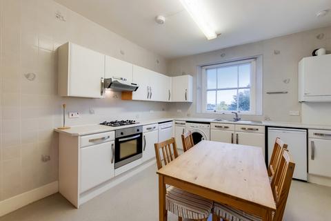 3 bedroom flat to rent, , Aberdeen Terrace, London, SE3