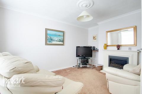 51 The Willows, Stevenage, SG2 8AW