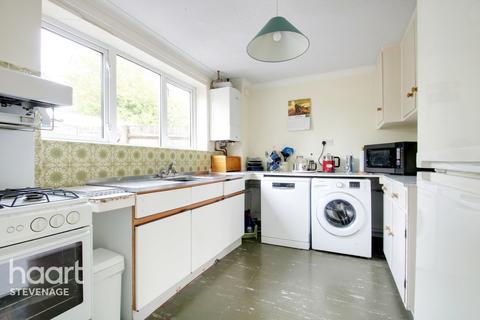 51 The Willows, Stevenage, SG2 8AW