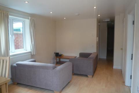 3 bedroom apartment to rent, Cowley Road, Oxford