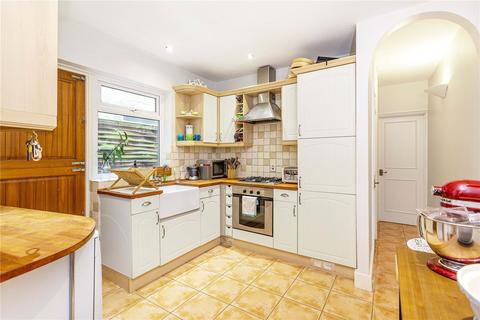 2 bedroom flat to rent, Querrin Street, London, SW6