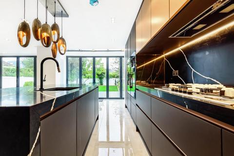 2 Ullswater Crescent, London, SW15 3RQ