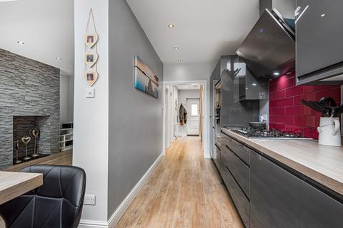 144 Lancaster Road, Salford, M6 8LU