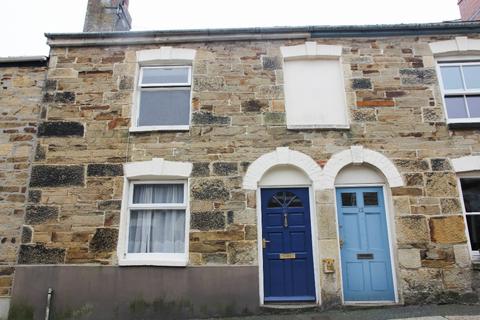 2 bed terraced house for rent in Daniell Street, Truro, TR1