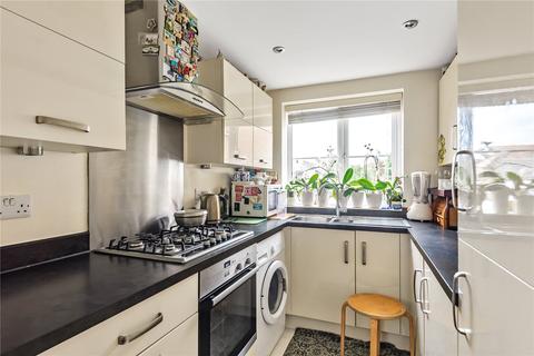 8 John Harper Close, Stroud, GL5 4HT