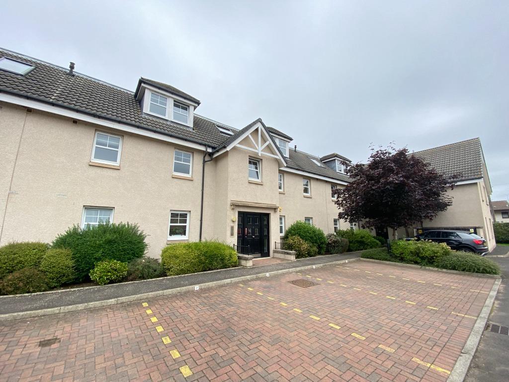 Cameron Toll Lade, Prestonfield, Edinburgh, EH16 2 bed flat £995 pcm