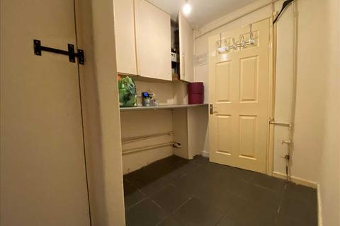 12 Bideford Square, Corby, NN18 8DW