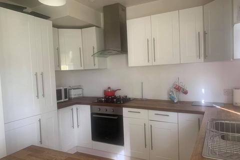 32 5th Avenue, Hull, HU6 8DH