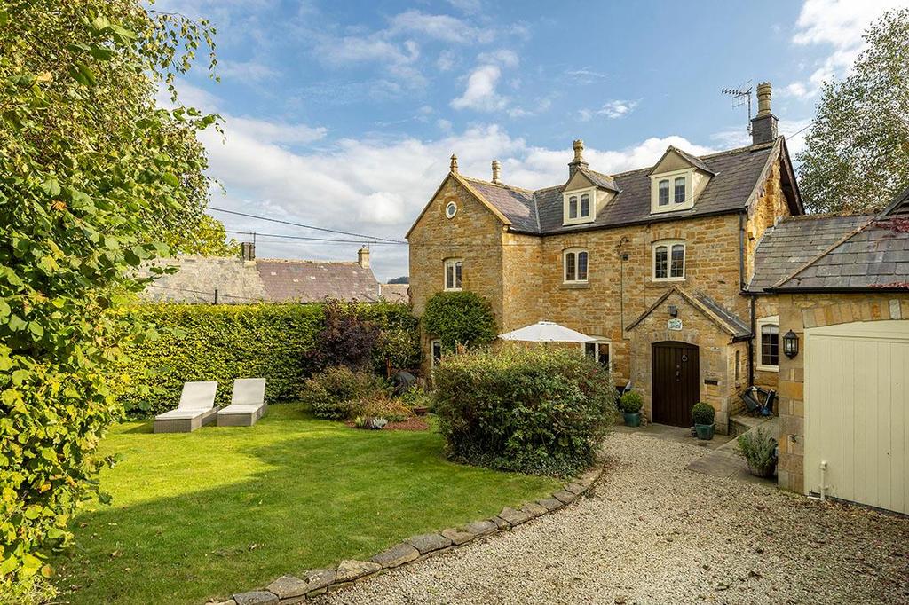 Landgates, Blockley... 4 bed detached house £875,000
