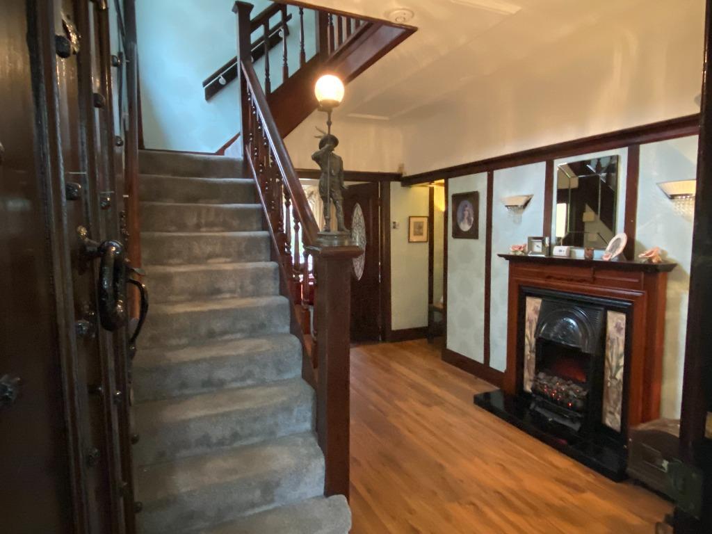 Blackmoor Drive, West Derby... 4 bed detached house £400,000