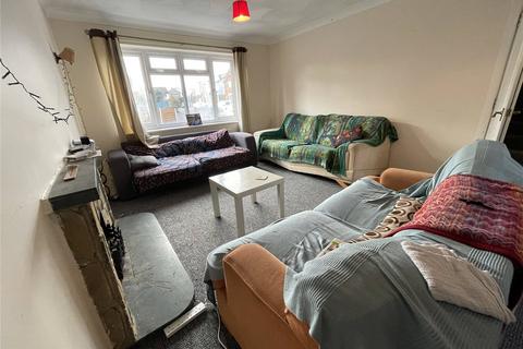 7 bedroom detached house to rent, Cull Close, Poole, BH12