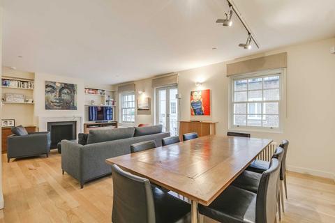 undefined, Ennismore Mews, Knightsbridge SW7