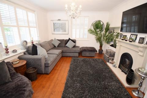 55 Rickmansworth Road, Pinner, HA5 3TJ