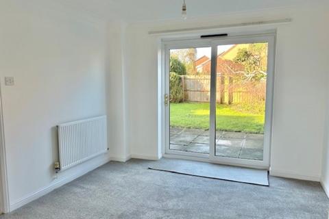 4 bedroom detached house to rent, Berrybrook Meadow Exminster Exeter Devon