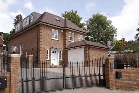 5 bedroom detached house to rent, Southwood Avenue, Kingston upon Thames