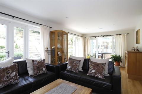 5 bedroom detached house to rent, Southwood Avenue, Kingston upon Thames