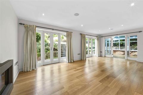 5 bedroom detached house to rent, Southwood Avenue, Kingston upon Thames