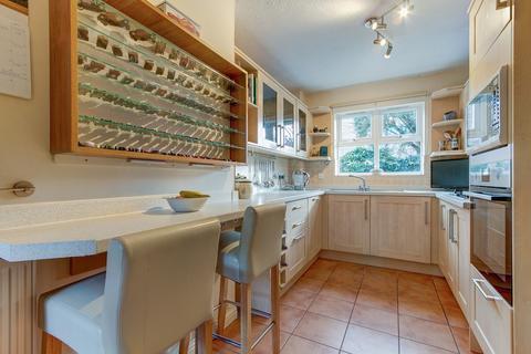 9 Dewsbury Close, Astwood Bank, Redditch, B96 6BH