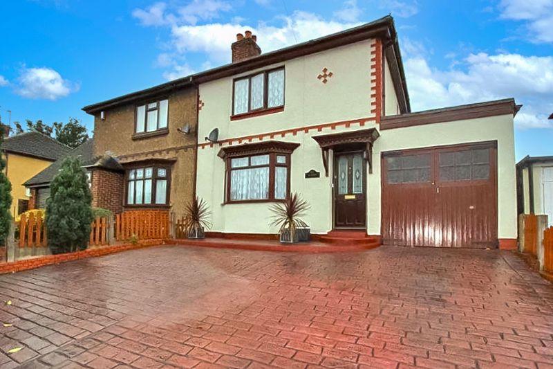 Noose Lane, Willenhall 3 bed semidetached house for sale £230,000