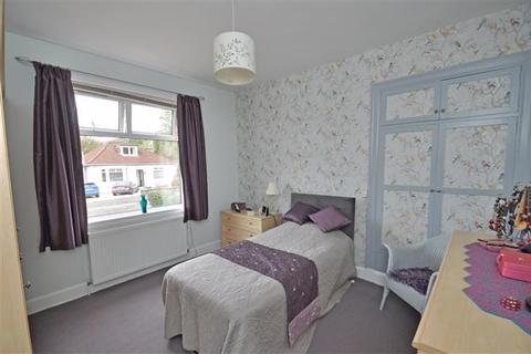 5 Gordon Road, Glasgow, G44 3TL