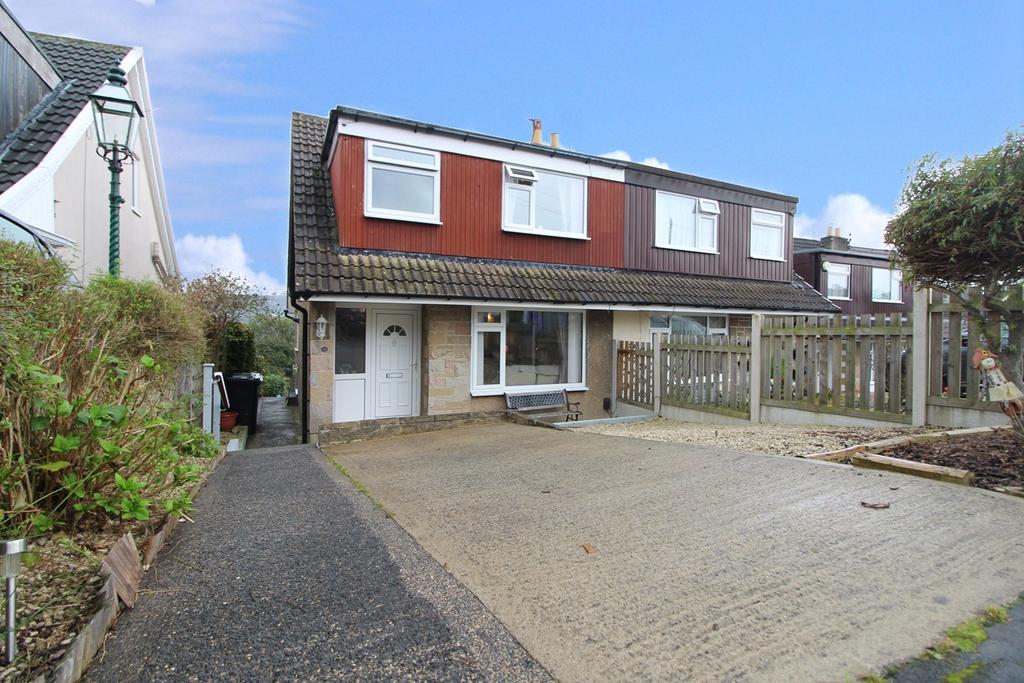 Harewood Crescent, Oakworth, Keighley, BD22 3 bed semidetached house