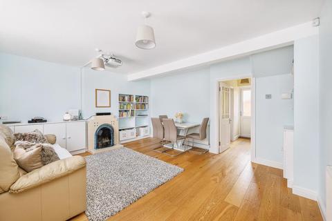 6 Greatdown Road, London, W7 1JS