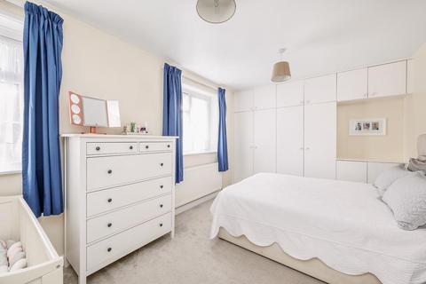 6 Greatdown Road, London, W7 1JS