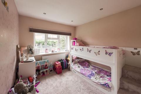 21 Trenchard Close, Sutton Coldfield, B75 7QP