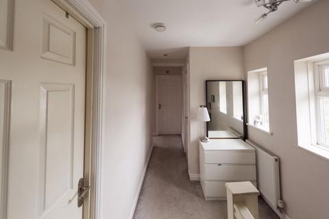 21 Trenchard Close, Sutton Coldfield, B75 7QP