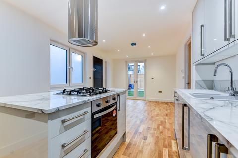 39a School Road, Upper Beeding, Steyning, BN44 3HY