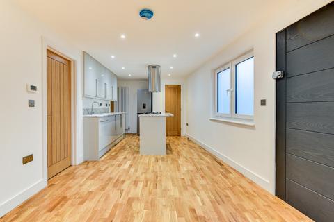 39a School Road, Upper Beeding, Steyning, BN44 3HY