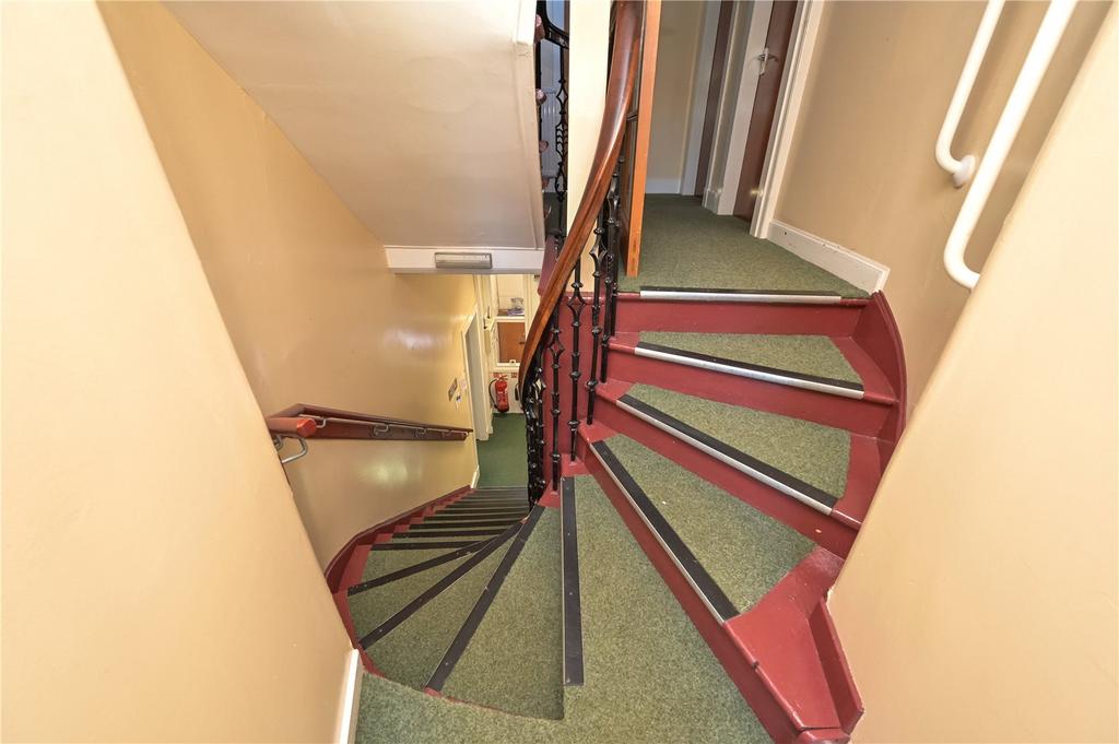 2nd Floor Stairway
