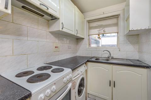 12 Cooper Close, London, SE1 7QU