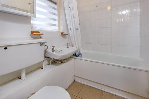 12 Cooper Close, London, SE1 7QU