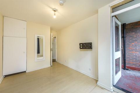 12 Cooper Close, London, SE1 7QU