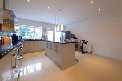 3 Dorchester Drive, Feltham, TW14 8HP