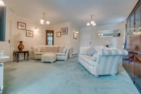 2 Lane End View, Rotherham, S60 3HH