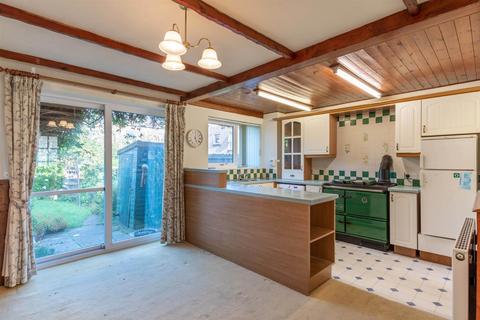 62 Causeway Head Road, Sheffield, S17 3DU