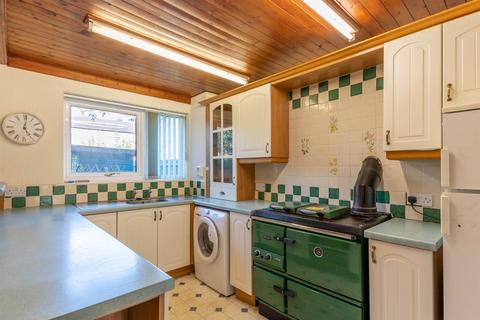 62 Causeway Head Road, Sheffield, S17 3DU