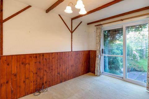 62 Causeway Head Road, Sheffield, S17 3DU