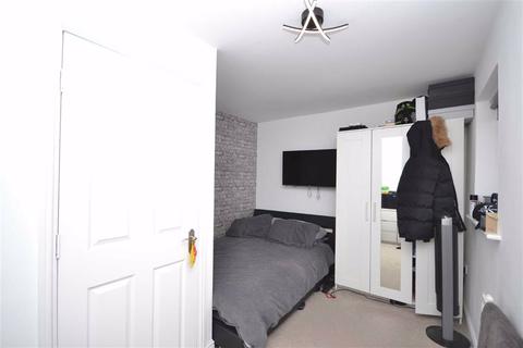 2 Apple Tree Lane, Kippax, Leeds, LS25 7SB