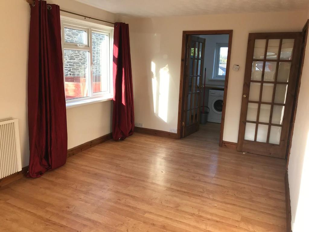 Lake View Flats, St. John, Torpoint 1 bed flat £595 pcm (£137 pw)