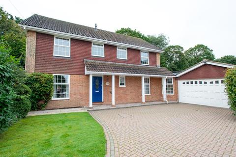 1 Rushley Close, Keston, BR2 6BZ