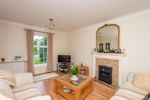 1 Rushley Close, Keston, BR2 6BZ