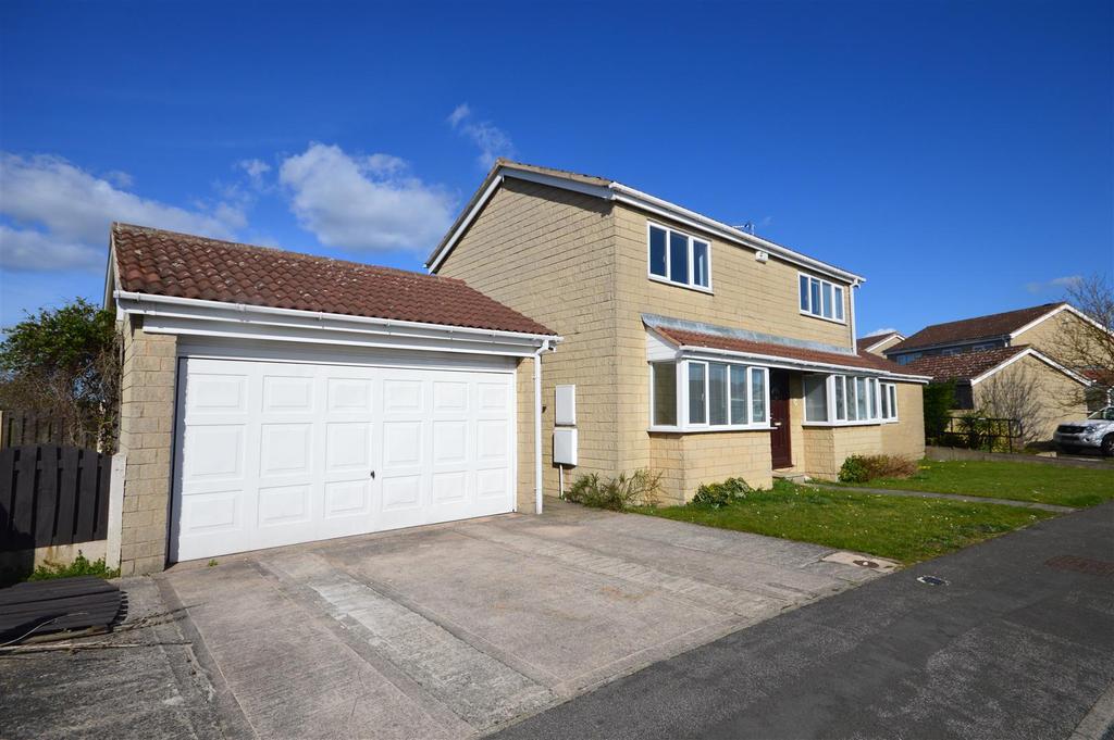 Admirals Crest, Scholes, Rotherham 4 bed detached house £950 pcm (£