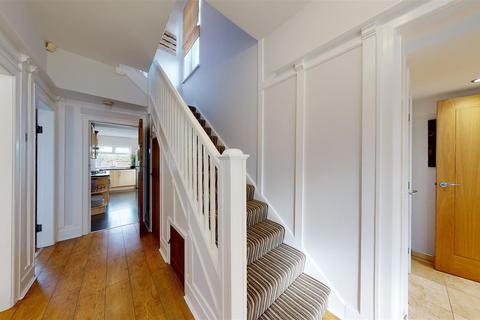 10 Alexandra Park, Sunderland, SR3 1XJ