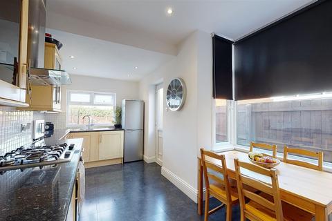 10 Alexandra Park, Sunderland, SR3 1XJ