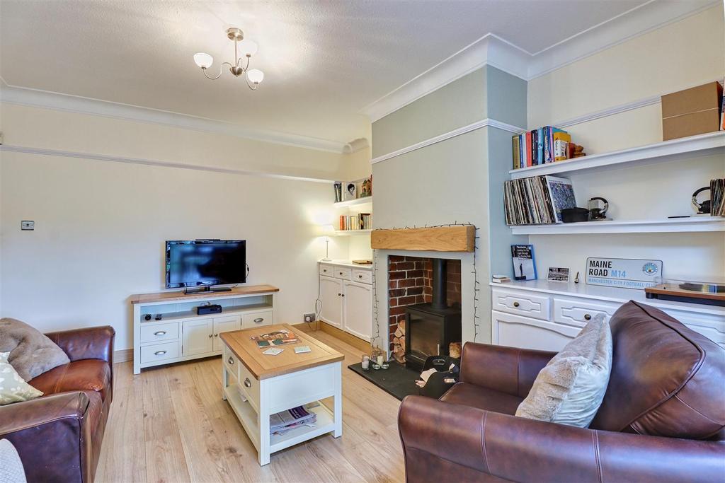 Family/dining room