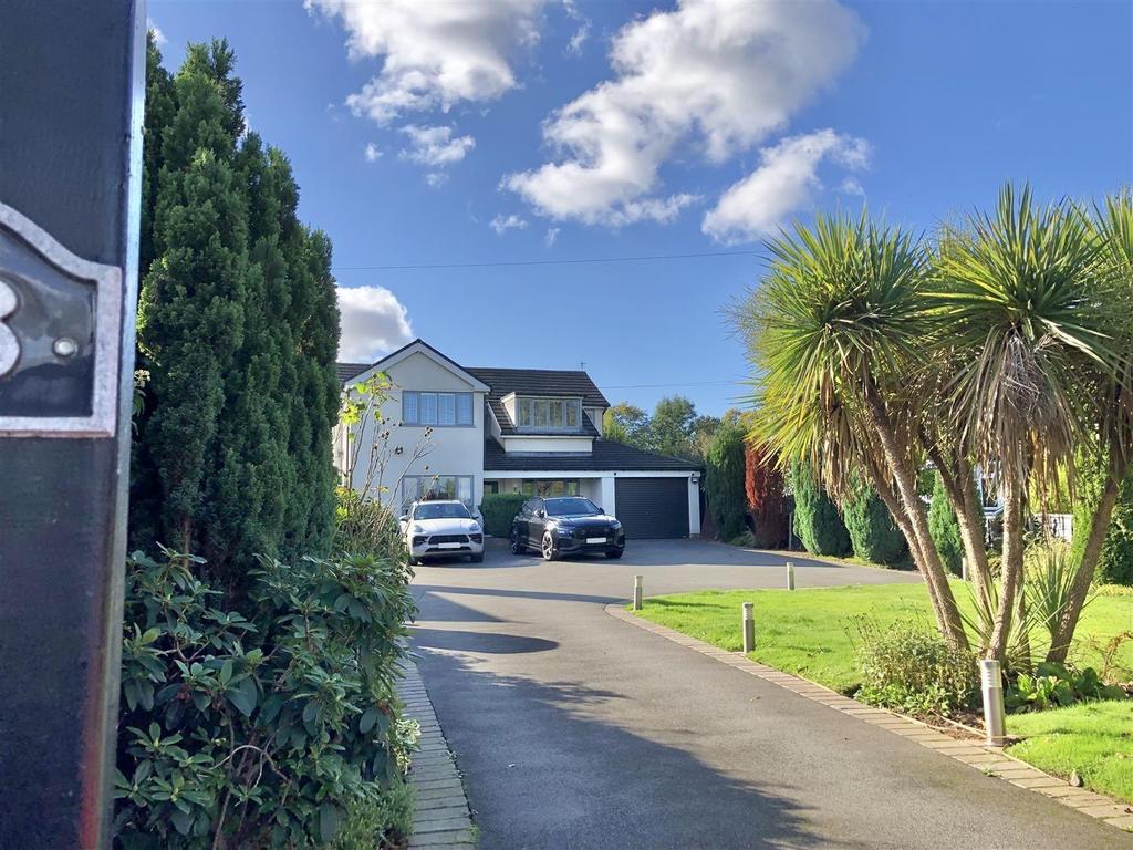 Chester Road, Heswall, Wirral 4 bed detached house £800,000