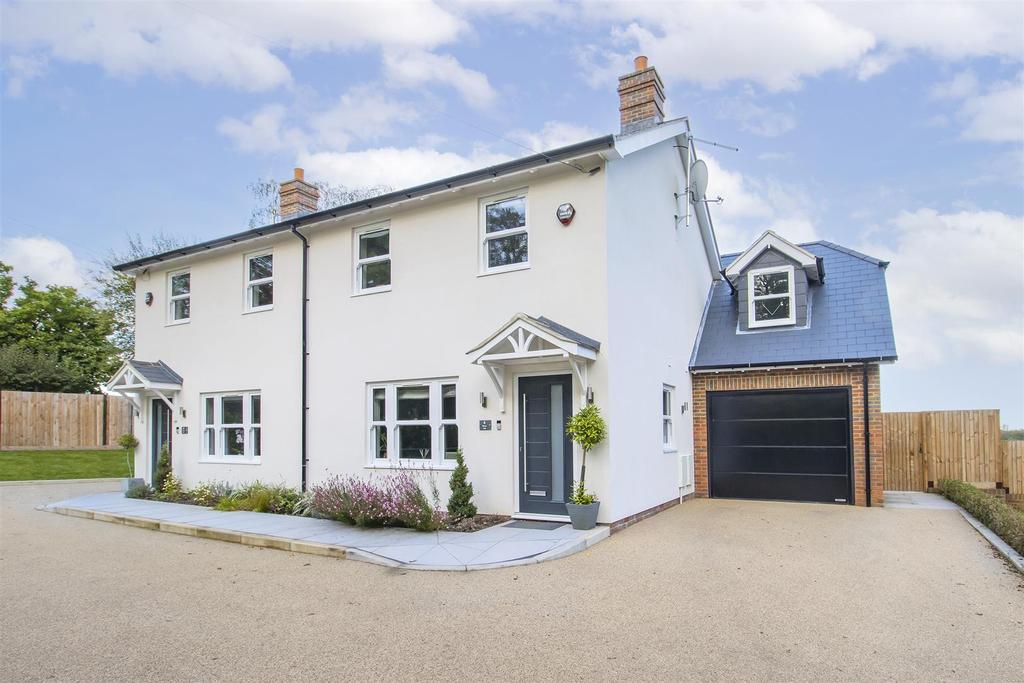 Silver Hill, Well End, Borehamwood 3 bed semidetached house £800,000